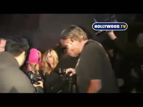 Avril Lavigne - Paparazzi (Various Footage Part 1) 4057 - 27 - years - of - Avril - oo9