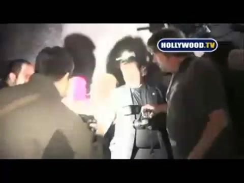 Avril Lavigne - Paparazzi (Various Footage Part 1) 4061 - 27 - years - of - Avril - oo9