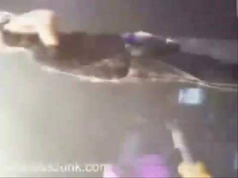 Avril Lavigne - Paparazzi (Various Footage Part 1) 3628