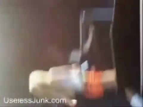 Avril Lavigne - Paparazzi (Various Footage Part 1) 3171