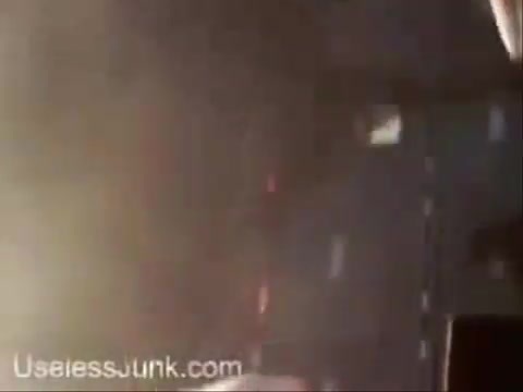 Avril Lavigne - Paparazzi (Various Footage Part 1) 3273