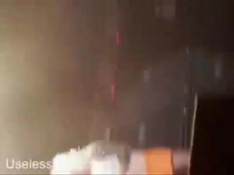 Avril Lavigne - Paparazzi (Various Footage Part 1) 3276