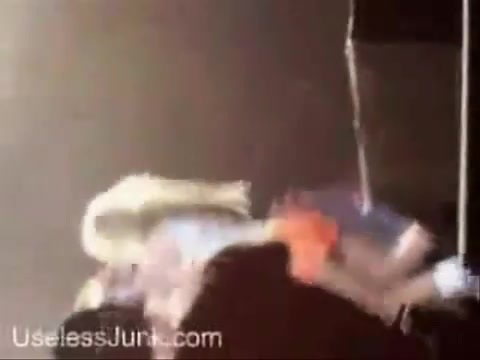 Avril Lavigne - Paparazzi (Various Footage Part 1) 3297 - 27 - years - of - Avril - oo7