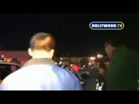 Avril Lavigne - Paparazzi (Various Footage Part 1) 3807