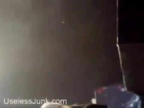 Avril Lavigne - Paparazzi (Various Footage Part 1) 3343