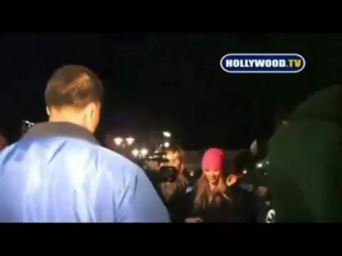 Avril Lavigne - Paparazzi (Various Footage Part 1) 3816