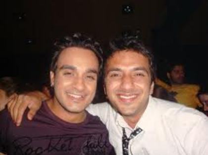 imagesCANM0093 - Angad Hasija