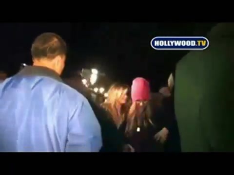 Avril Lavigne - Paparazzi (Various Footage Part 1) 3821