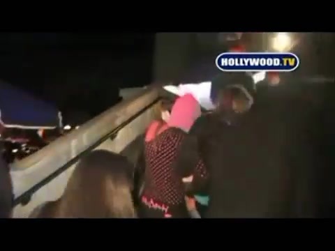 Avril Lavigne - Paparazzi (Various Footage Part 1) 3861 - 27 - years - of - Avril - oo8
