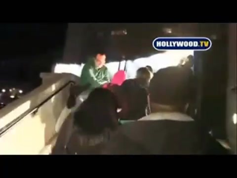 Avril Lavigne - Paparazzi (Various Footage Part 1) 3871