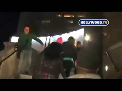 Avril Lavigne - Paparazzi (Various Footage Part 1) 3881 - 27 - years - of - Avril - oo8