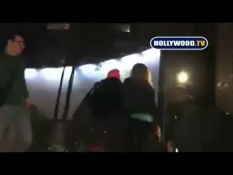 Avril Lavigne - Paparazzi (Various Footage Part 1) 3887