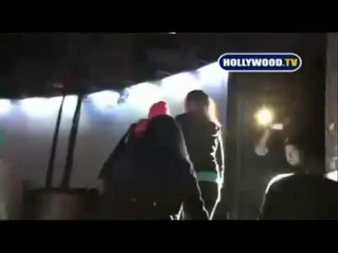 Avril Lavigne - Paparazzi (Various Footage Part 1) 3890