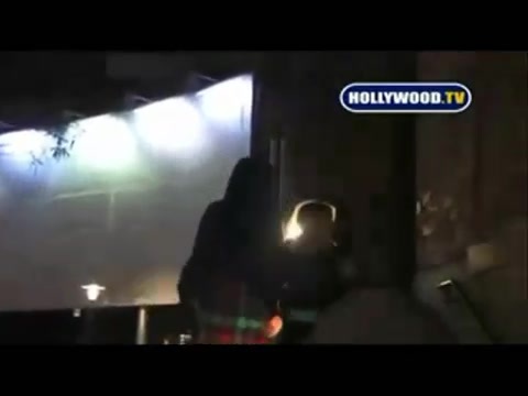 Avril Lavigne - Paparazzi (Various Footage Part 1) 3908