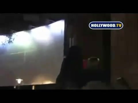 Avril Lavigne - Paparazzi (Various Footage Part 1) 3912