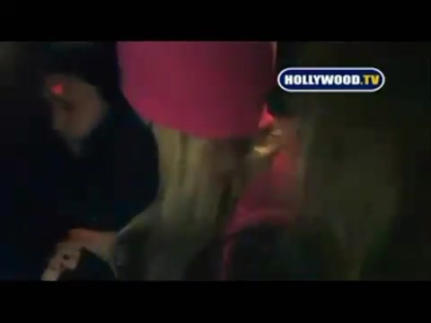 Avril Lavigne - Paparazzi (Various Footage Part 1) 4395 - 27 - years - of - Avril - oo9