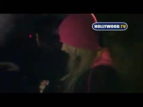 Avril Lavigne - Paparazzi (Various Footage Part 1) 4404 - 27 - years - of - Avril - oo9