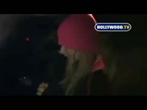 Avril Lavigne - Paparazzi (Various Footage Part 1) 4407 - 27 - years - of - Avril - oo9