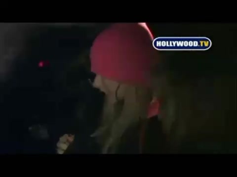 Avril Lavigne - Paparazzi (Various Footage Part 1) 4408 - 27 - years - of - Avril - oo9