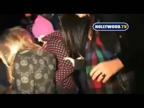 Avril Lavigne - Paparazzi (Various Footage Part 1) 3962