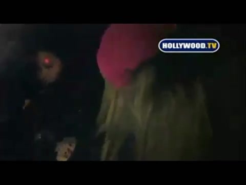 Avril Lavigne - Paparazzi (Various Footage Part 1) 4434