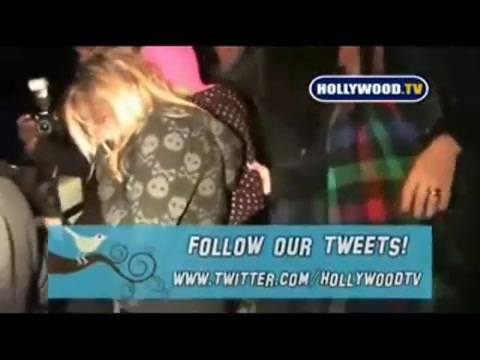 Avril Lavigne - Paparazzi (Various Footage Part 1) 3973