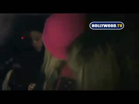 Avril Lavigne - Paparazzi (Various Footage Part 1) 4440 - 27 - years - of - Avril - oo9