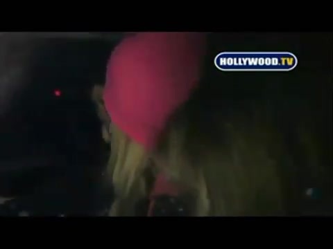 Avril Lavigne - Paparazzi (Various Footage Part 1) 4444