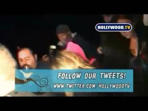 Avril Lavigne - Paparazzi (Various Footage Part 1) 3995