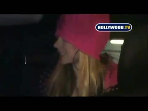 Avril Lavigne - Paparazzi (Various Footage Part 1) 4475