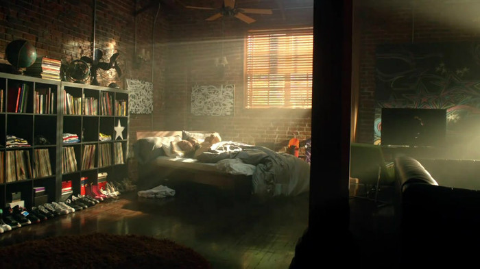 Avril Lavigne - What The Hell_youtube_original 0157