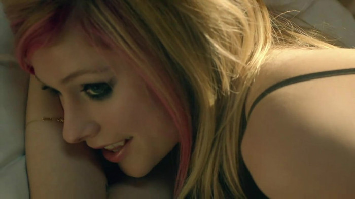 Avril Lavigne - What The Hell_youtube_original 0286 - Avril - Lavigne - What - The - Hell - oo1