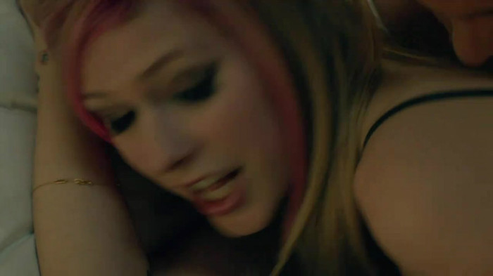 Avril Lavigne - What The Hell_youtube_original 0309 - Avril - Lavigne - What - The - Hell - oo1