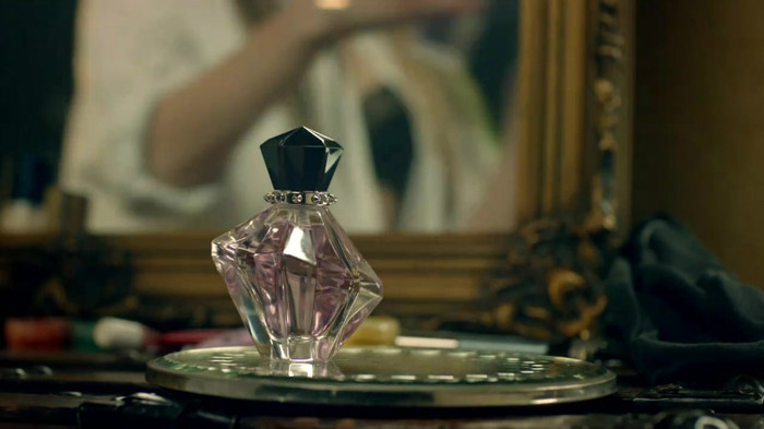 Avril Lavigne - What The Hell_youtube_original 0521