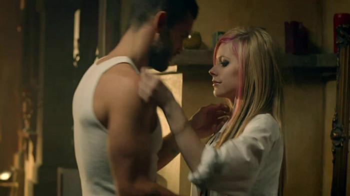 Avril Lavigne - What The Hell_youtube_original 0560 - Avril - Lavigne - What - The - Hell - oo2