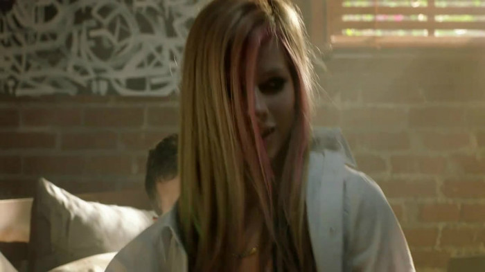 Avril Lavigne - What The Hell_youtube_original 0432 - Avril - Lavigne - What - The - Hell - oo1
