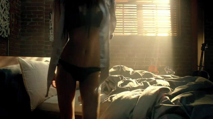 Avril Lavigne - What The Hell_youtube_original 0446