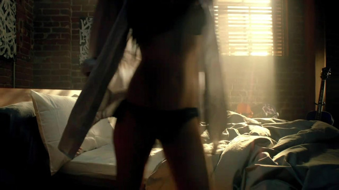 Avril Lavigne - What The Hell_youtube_original 0450