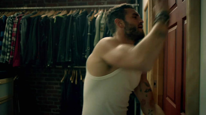 Avril Lavigne - What The Hell_youtube_original 0662