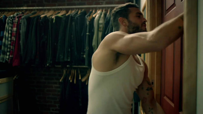 Avril Lavigne - What The Hell_youtube_original 0664