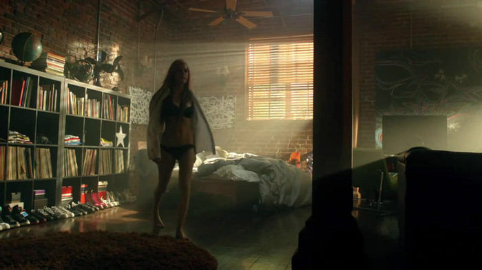 Avril Lavigne - What The Hell_youtube_original 0459