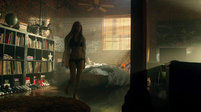 Avril Lavigne - What The Hell_youtube_original 0461