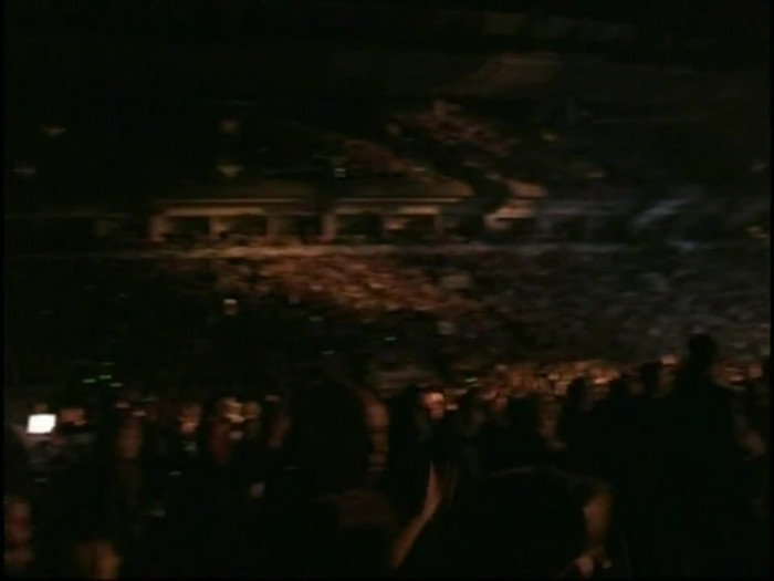 Bonez Tour Documentary [HD] Part2 - Avril Lavigne 0017