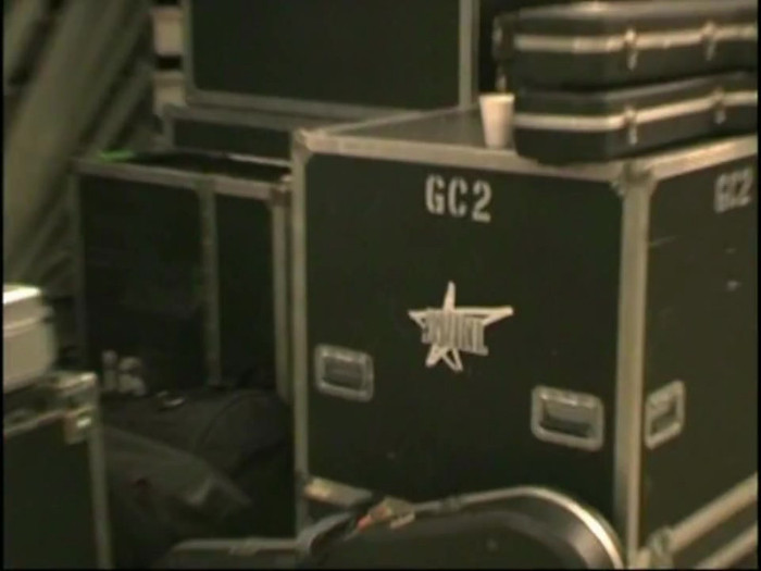 Bonez Tour Documentary [HD] Part2 - Avril Lavigne 0519