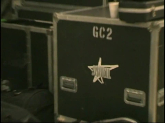 Bonez Tour Documentary [HD] Part2 - Avril Lavigne 0523