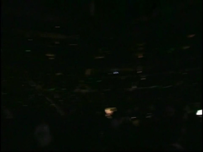 Bonez Tour Documentary [HD] Part2 - Avril Lavigne 0057