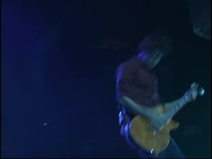 Bonez Tour Documentary [HD] Part2 - Avril Lavigne 1037