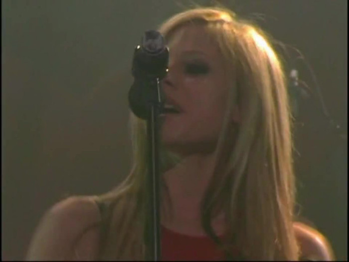 Bonez Tour Documentary [HD] Part2 - Avril Lavigne 2031
