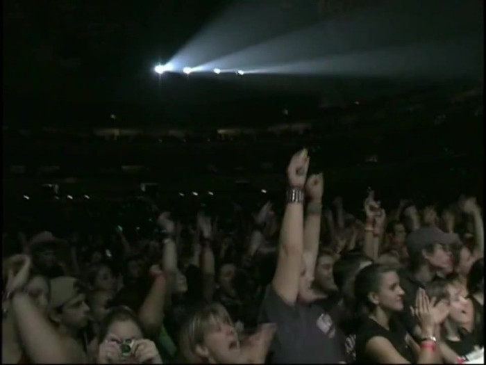 Bonez Tour Documentary [HD] Part2 - Avril Lavigne 1545