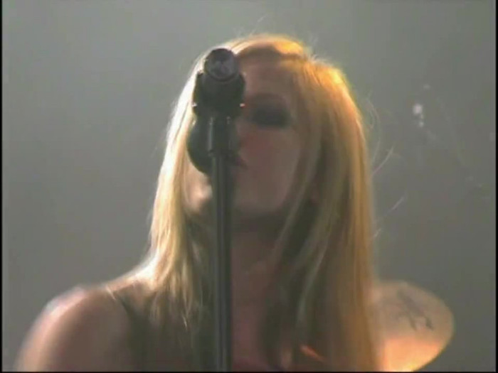 Bonez Tour Documentary [HD] Part2 - Avril Lavigne 2036